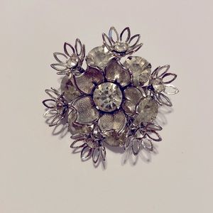 Beautiful Metal and Rhinestone Flower Brooch
